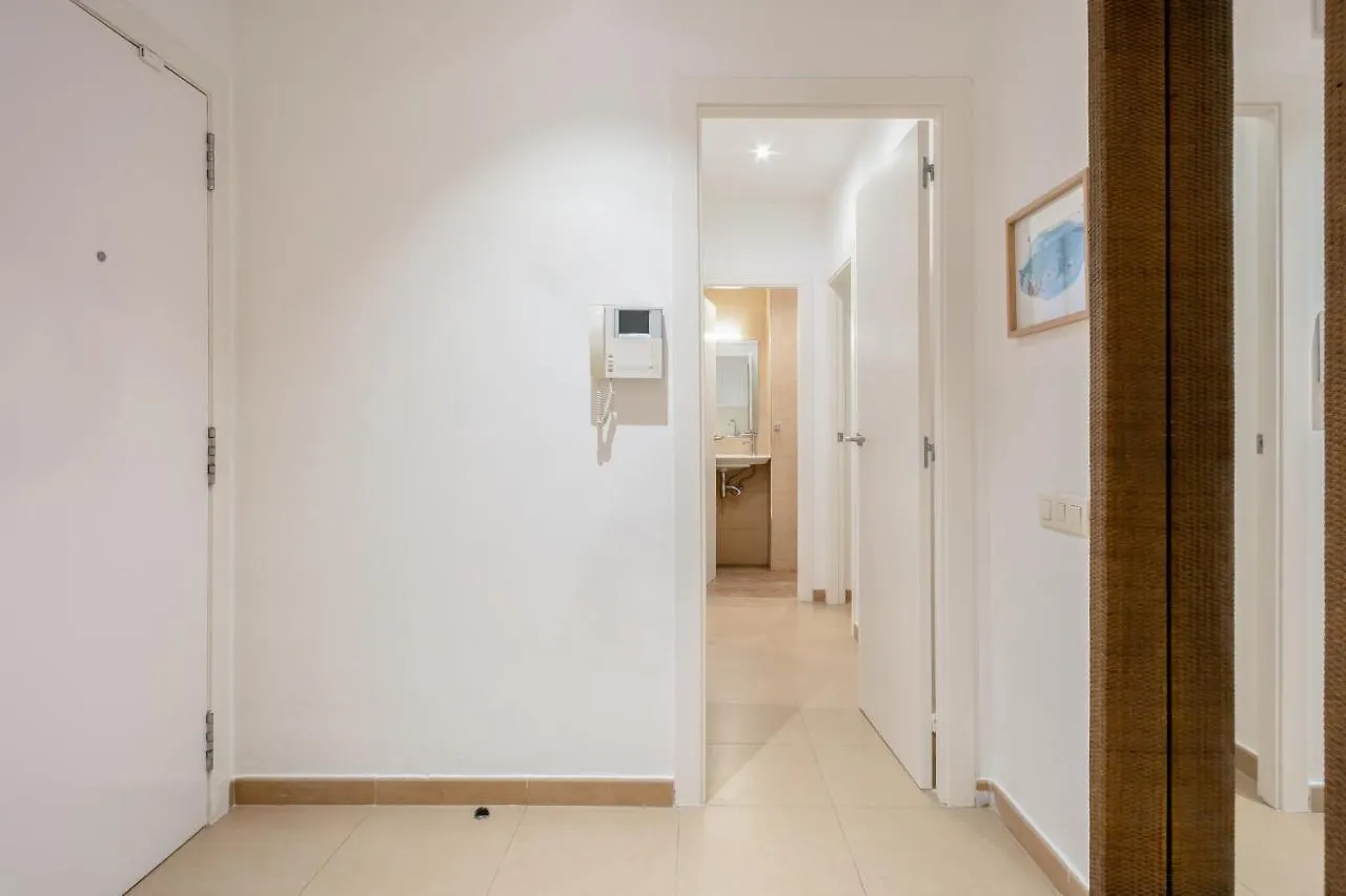 Inside Barcelona Apartments Salva
