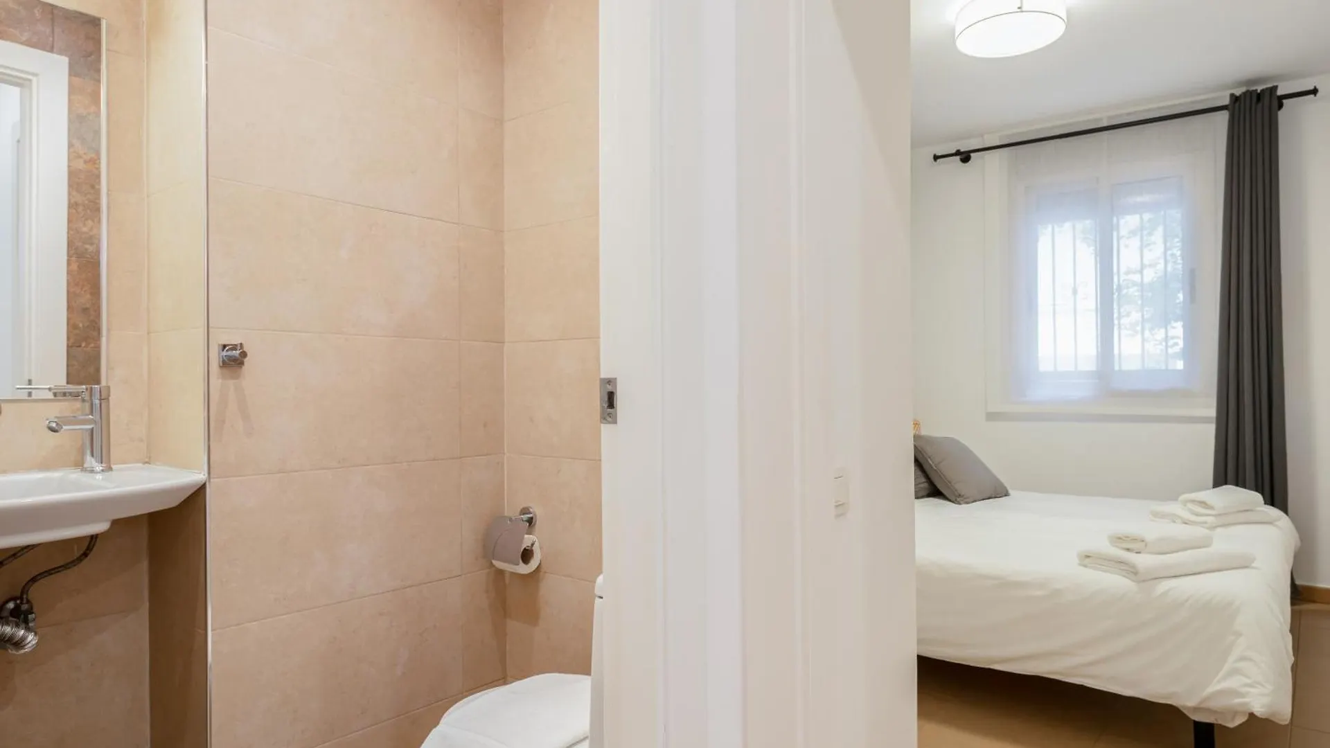 Inside Barcelona Apartments Salva
