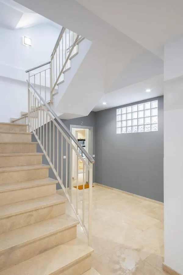 Inside Barcelona Apartments Salva